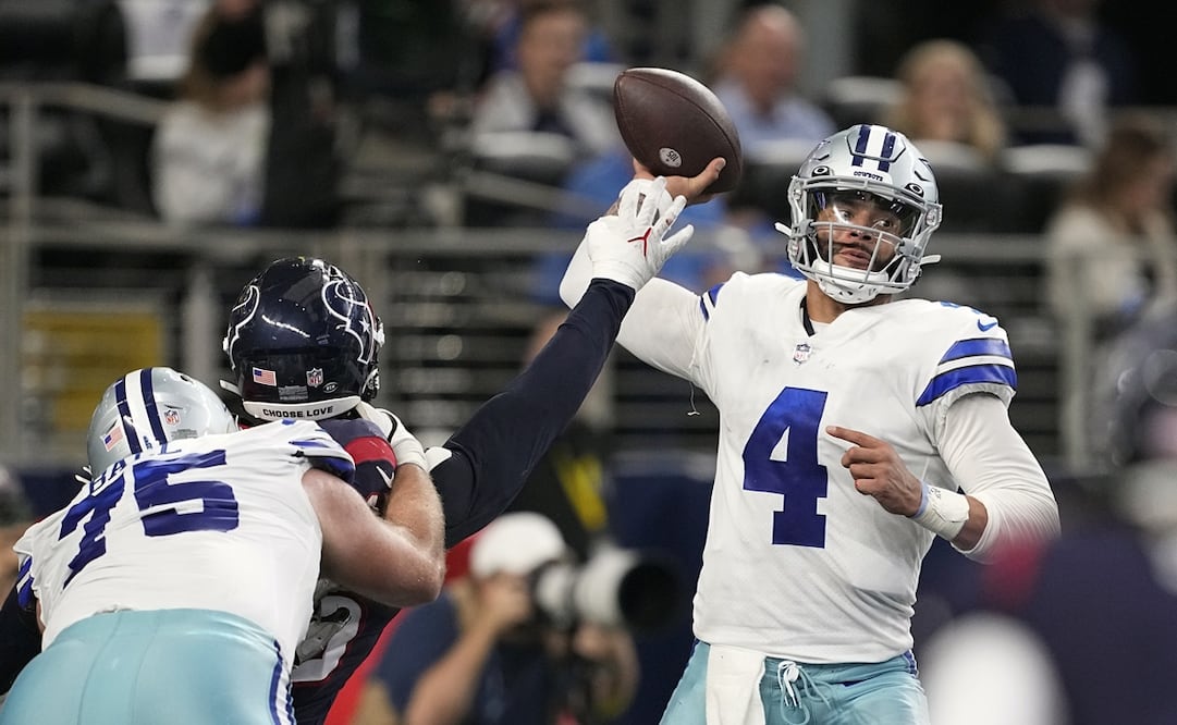 Prescott fue interceptado en dos ocasiones / Foto: AP