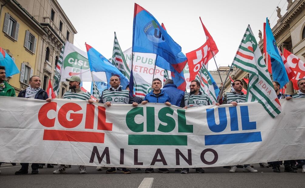 Este 1 de mayo es el Día Internacional de los Trabajadores y en varios países del mundo se llevaron a cabo marchas, manifestaciones y hasta huelgas como parte de la conmemoración de esta fecha. Foto: EFE