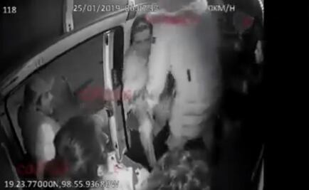 Asaltantes ya hasta "catean" a pasajeros en robo en la México-Texcoco