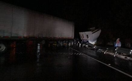 Carambola deja siete lesionados en la autopista México-Puebla