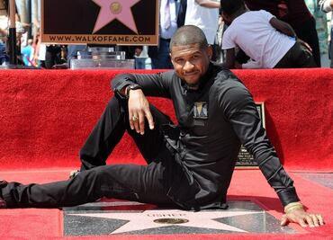 Usher recibe su estrella en el Paseo de la Fama de Hollywood