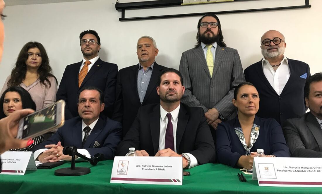 Actos de corrupción y extorsión deben cesar en Naucalpan exigieron dirigentes de seis cámaras empresariales Canirac, COPARMEX Metropolitano, CANACO, Cocemin y Asbar. FOTOS: Rebeca Jiménez/El Universal