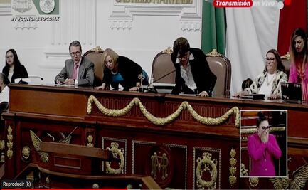 “¡Ay cuidado!” Cae diputada local en plena comparecencia de la Secretaria de Finanzas