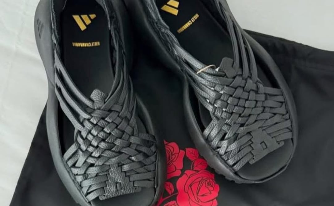Acusan a Adidas y diseñador por plagio por sus huaraches “Oaxaca Slip On” (05/08/2025). Foto: Especial