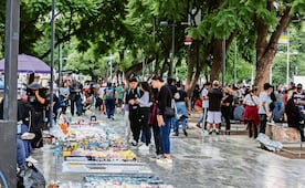 ¡Les vale v...! Ambulantes se instalan en la Alameda Central, a pesar del operativo de Secgob