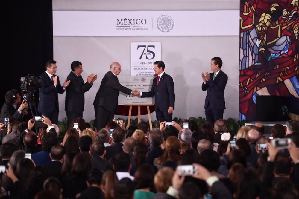 Ceremonia por el 75 Aniversario de la Secretaría de Salud encabezada por el presidente Enrique Peña Nieto (ALEJANDRA LEYVA. EL UNIVERSAL)