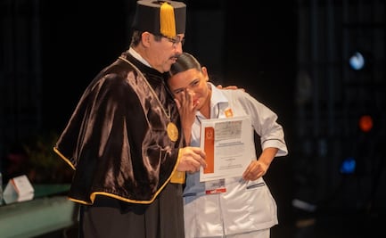 Danna, la joven que salvó a su amiga Melanie del ataque brutal de su novio, recibe reconocimiento de la UAT por Labor Humanista