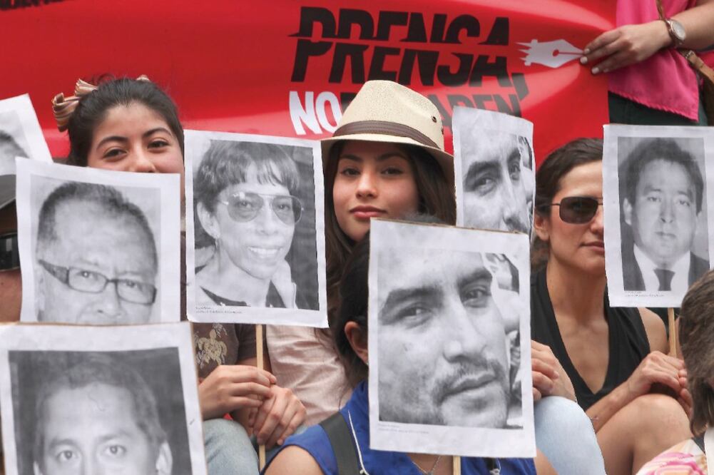 La Secretaría de Gobernación asegura que se ha fortalecido la ley para castigar delitos que limitan la libertad de expresión (ARCHIVO EL UNIVERSAL)