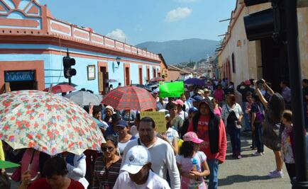 CNTE se moviliza en Chiapas; oficinas cierran preventivamente