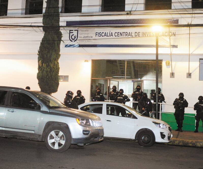 Los inconformes denuncian que no se realizan los filtros sanitarios necesarios a quienes denuncian. ARCHIVO EL UNIVERSAL