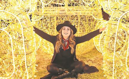 Andrea Legarreta celebra por salud y bendiciones