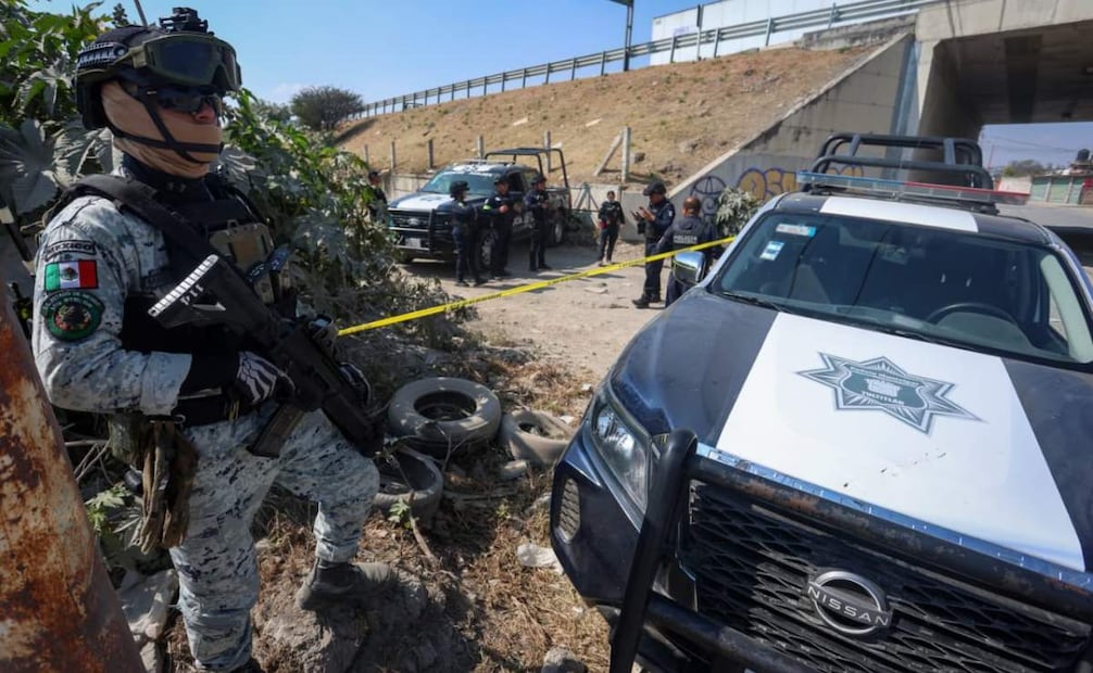 Hallan dos bolsas de plástico con restos humanos en Tultitlán, Estado de México.
Foto: Luis Camacho/ EL UNIVERSAL