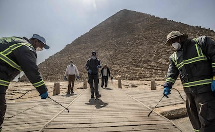 Desinfectan pirámides de Egipto por coronavirus