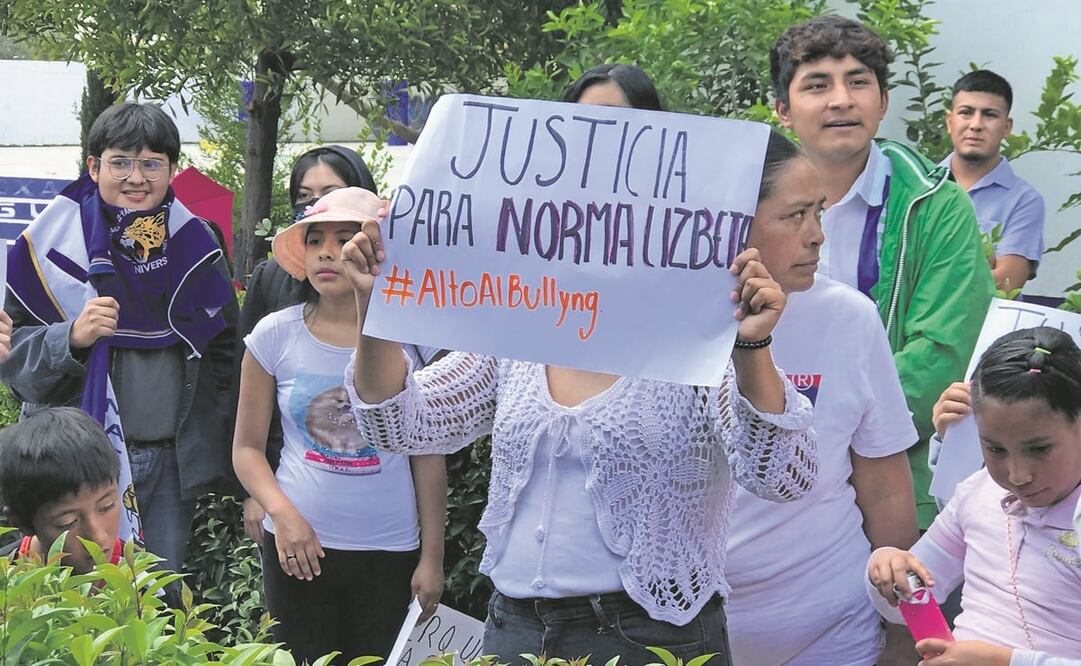 Familiares y amigos de Norma Liz-beth han exi-gido a las au-toridades justicia en el caso y políti-cas contra el bullying. Foto: Archivo / EL UNIVERSAL