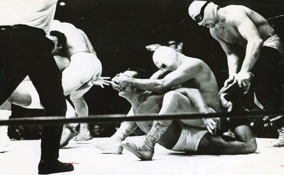 Two out of three falls: A tour through the history of Lucha Libre