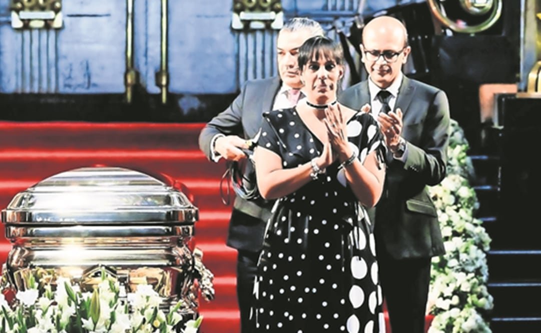 Sosa dice que le entristece saber que Sarita está vendiendo las cosas de su papá. Foto: EFE