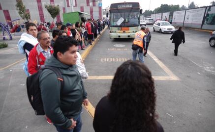 Se registran largas filas para abordar RTP en La Raza por cierre de estaciones en Línea 3