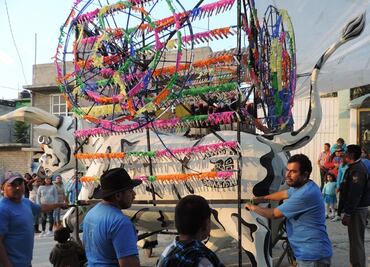 Queman "toritos" pirotécnicos en Melchor Ocampo, Edomex