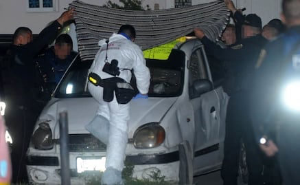 Abandonan cabeza humana sobre un auto en Iztapalapa