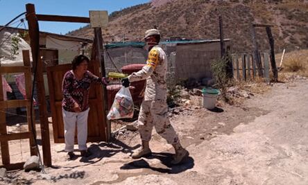 Ejército apoya en distribución de despensas en siete estados