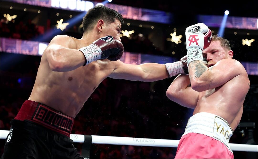 DMITRY BIVOL RECONOCE AL CANELO ÁLVAREZ COMO "EL PELEADOR MÁS GRANDE DEL MUNDO" - FOTO: AFP