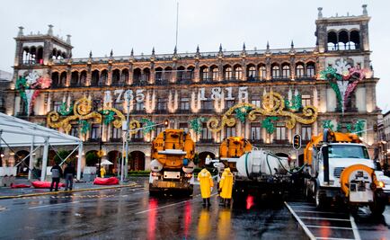 Inician limpieza en el Zócalo para el Grito de Independencia