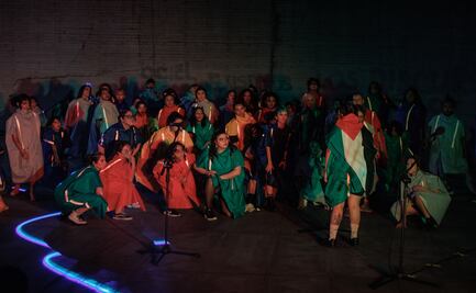 "Nosotros tenemos otros datos": en performance, LASTESIS se apropian del espacio público en la CDMX