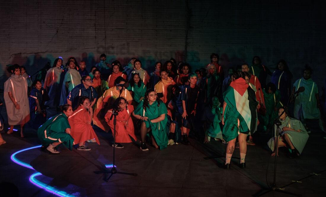 Las tesis presentaron su nuevo performance en el Centro Cultural Digital. Foto: Yaretzy M. Osnaya | EL UNIVERSAL