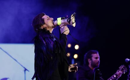 Zoé, música y poesía en el Vive Latino 2017