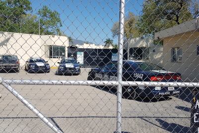 Orden de aprehensión contra siete custodios