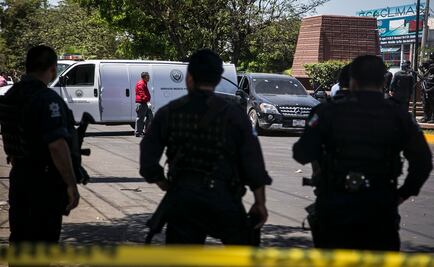 Asesinan a una mujer y hieren a una doctora en Sinaloa