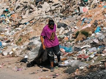 "Inalcanzable" erradicar la pobreza para 2030: Banco Mundial; el 44% de la población vive con menos de 6.85 dólares al día