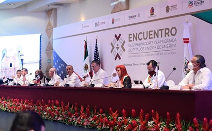 Comí frutas muy ricas pero alguna me hizo daño, dice Ken Salazar durante reunión con gobernadores