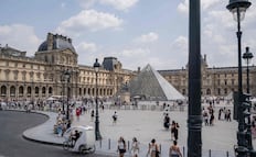 El Louvre reabre la Galería de Apolo nueve meses después del robo de las Joyas de la Corona