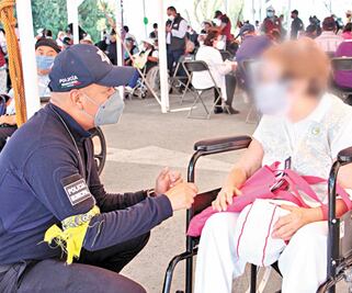 Alertan por mensaje falso sobre vacunas