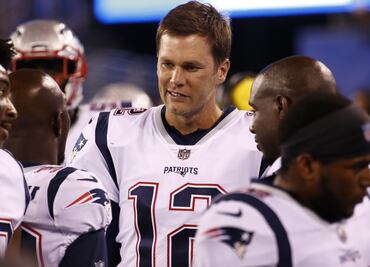 Brady le hace guiño a la lucha social de Kaepernick