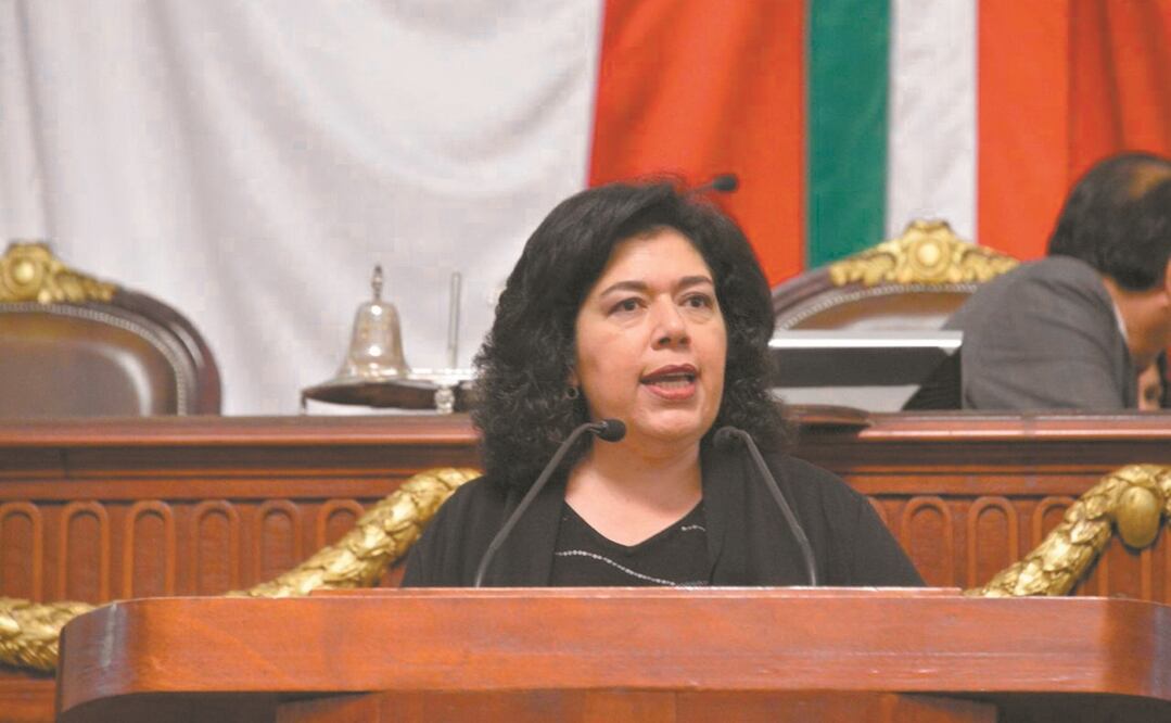 Morales pidió el apoyo de la Oficialía Mayor y Contraloría. Foto: ARCHIVO EL UNIVERSAL