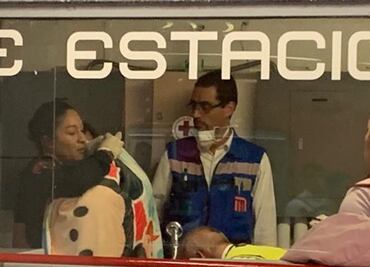 Usuaria de 14 años da a luz en estación Chabacano