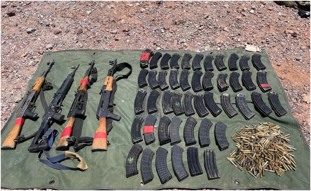 En operativo detiene a 5 personas, aseguran más de 6 mil cartuchos, 76 cargadores y 11 armas largas en Sonora. Foto: Especial