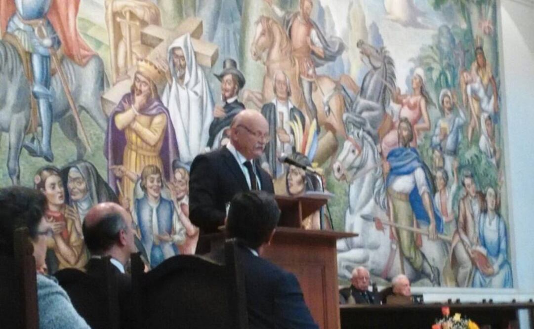 Bogdan Piotrowski ingresa a la Academia Colombiana de la Lengua