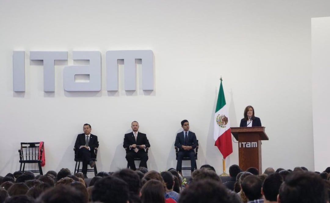 Margarita Zavala, candidata independiente a la Presidencia de la República aseveró que respeta la decisión del TEPJF sobre "El Bronco", aunque no está de acuerdo con ella. Foto: Twitter @Mzavalagc