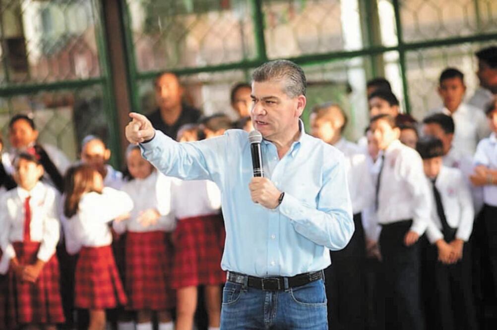 Los estragos. El gobernador Miguel Riquelme dijo que el microcomercio se ve afectado por la situación del carbón. Foto/ESPECIAL