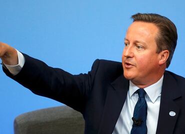 Primer ministro británico llama a combatir corrupción y lavado