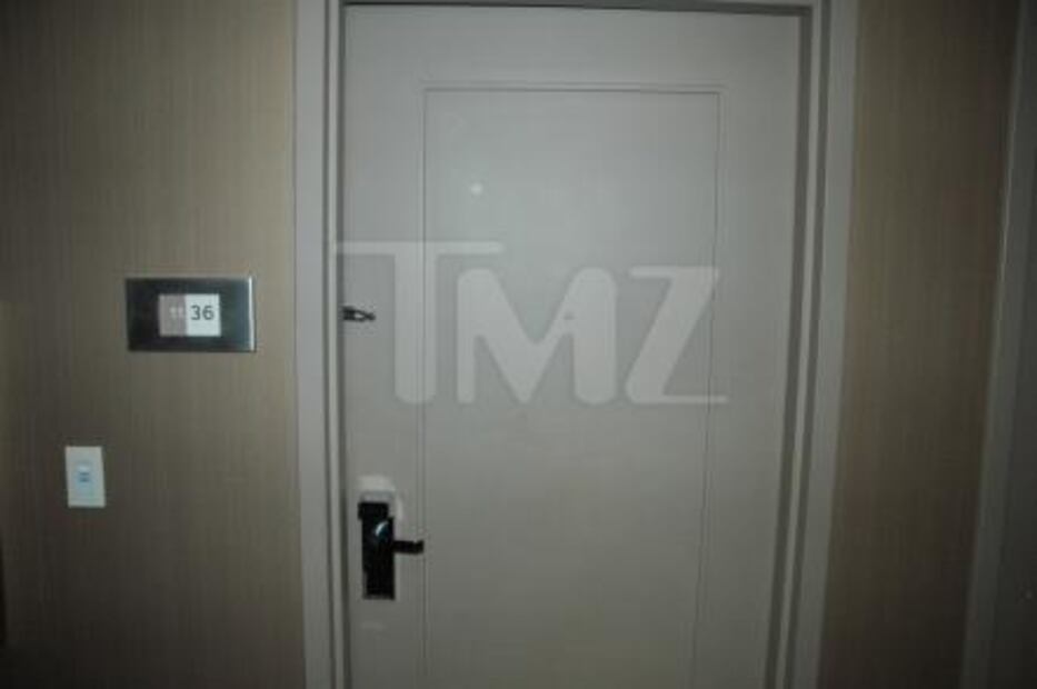 TMZ revela fotos del cuarto en el que se suicidó Chris Cornell