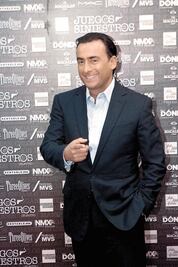 Adal retoma sueños de 14 años en teatro