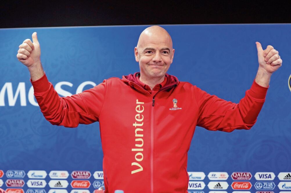 Gianni Infantino, titular de la FIFA, satisfecho. Foto: SEBASTIÃO MOREIRA. EFE