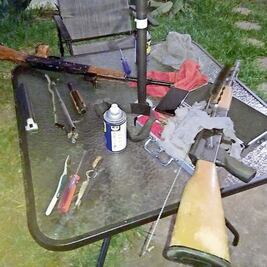 Aseguran arsenal, drogas y más de 5mdp en Zapopan