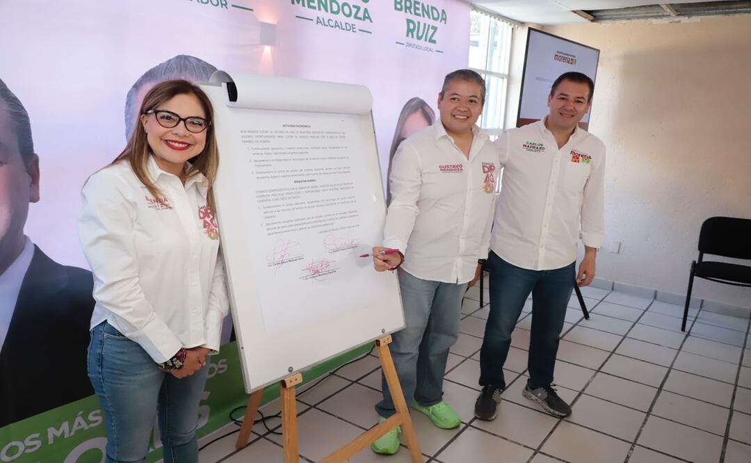 Candidatos de coalición “Seguiremos Haciendo Historia”, firman carta compromiso en Cuajimalpa. Foto: Especial