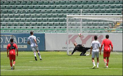 León derrota al Necaxa en juego amistoso 