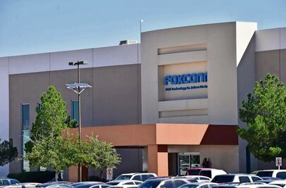 Foxconn y gobierno estatal, con alianza manufacturera